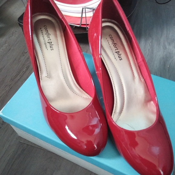 Red comfort plus heels - Picture 2 of 2